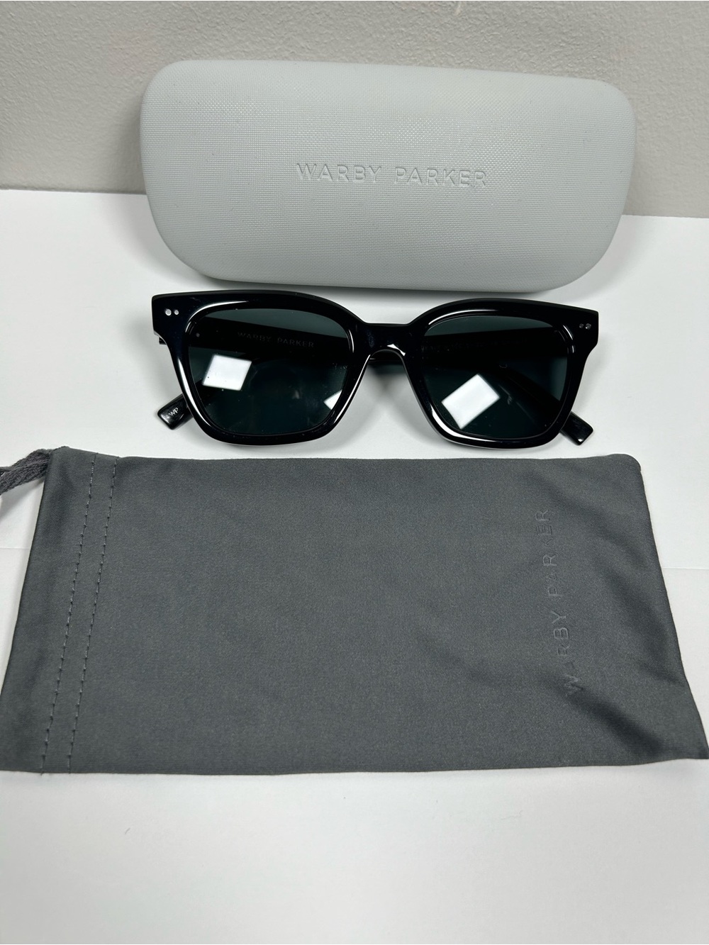 Warby Parker Unisex Beale Jet Black Square Sunglasses with case